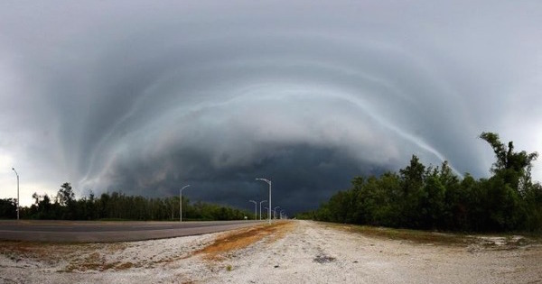 美しい…神秘的な中にゾワッとした何かを感じる雲の画像20選　何かが出てきそう…大自然の神秘を感じる壮大な画像集！