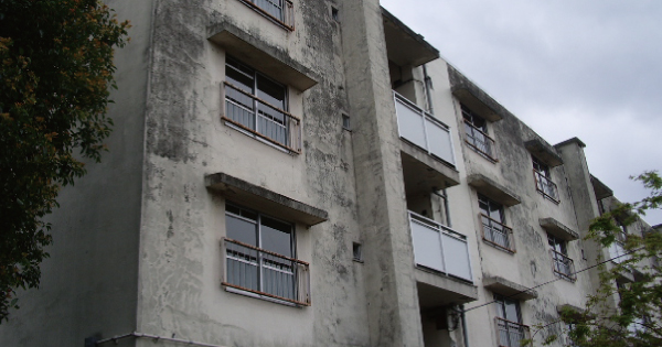 【ホラー】可哀想なくらい不気味なマンションに引っ越しした男